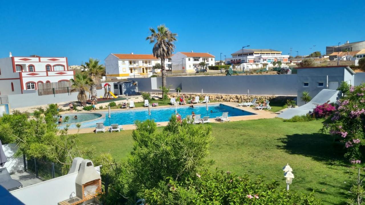 Enjoy Pool, Beach And More At This Nice Apartment Only 3 Minutes From Mareta'S Beach Sagres Extérieur photo